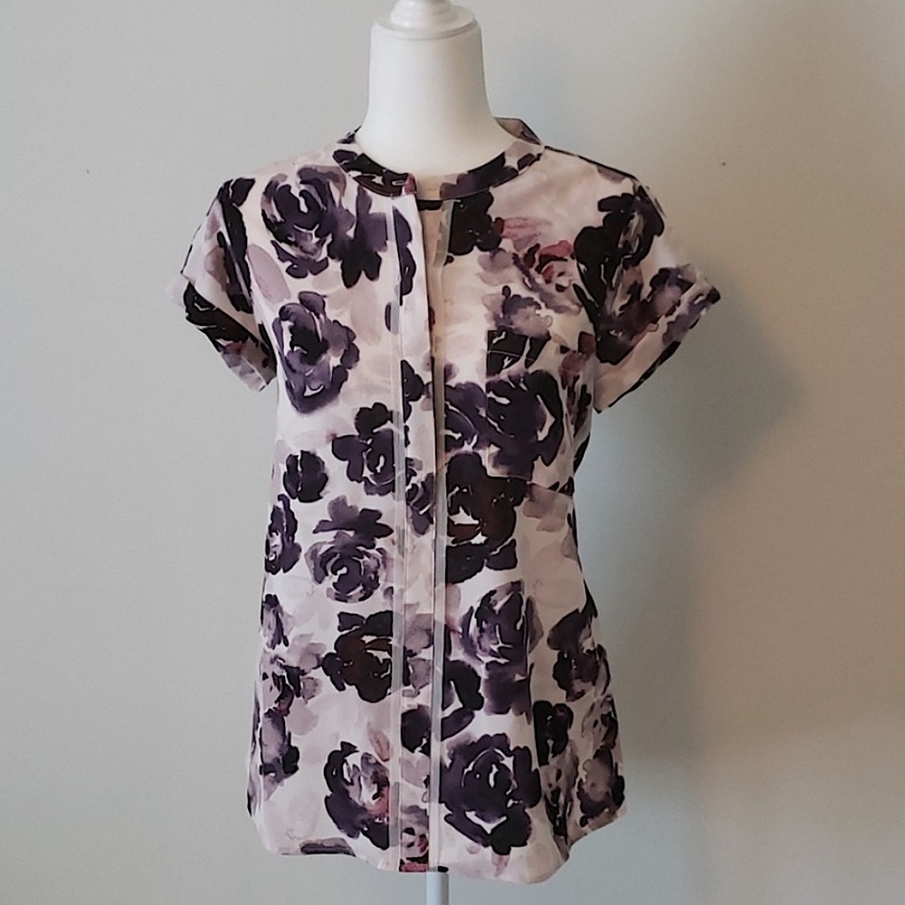 Simply Vera Wang button up tunic top